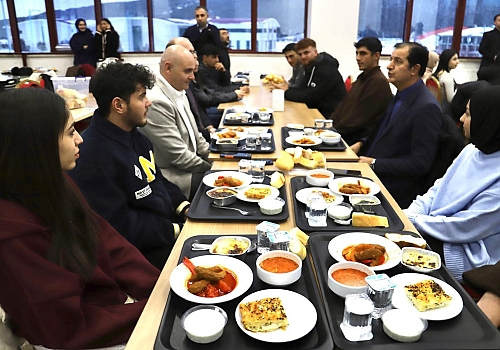 Ardahan Üniversitesi Rektörünün Ev Sahipliğinde İftar Buluşması