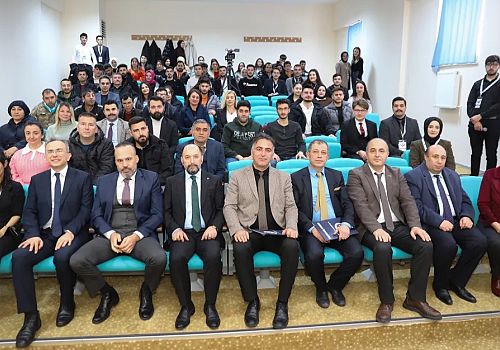 Ardahan Üniversitesinde Karın Bile  Kapkara Yağdığı Hüznün Zaferi: Sarıkamış konulu konferans