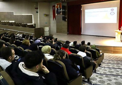 Ardahan Üniversitesinde Kariyer Elçileri Bilgilendirme Toplantısı Düzenlendi