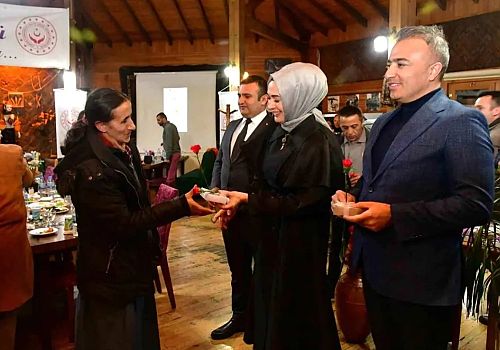 Ardahan Valiliği, 8 Mart Dünya Kadınlar Günü dolayısıyla iftar programı düzenledi