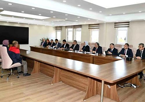 Ardahan Valisi Çiçek, Halk Gününde Vatandaşları Dinledi