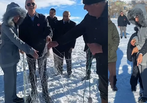 Ardahan Valisi Çiçekli, Buz Tutan Çıldır Gölü’nde Balıkçılarla Ağ Çekti