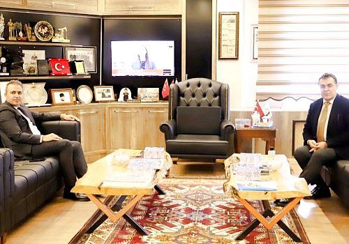 Ardahan Valisi Hayrettin Çiçek, Ardahan Belediye Başkanı Faruk Demir’i ziyaret etti 