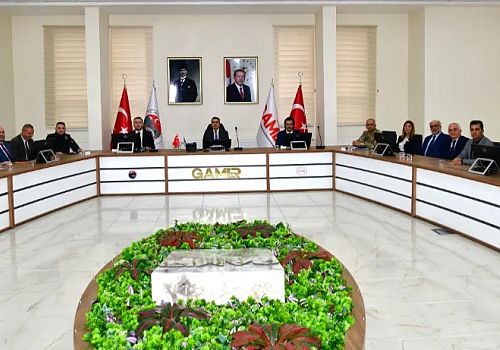 Ardahan Valisi Hayrettin Çiçek  Başkanlığında, İl İdare Şube Başkanları Toplantısı gerçekleştirildi