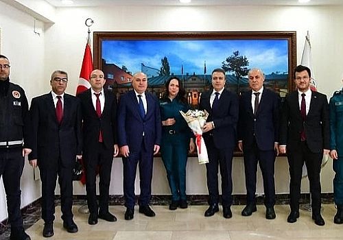 Ardahan Valisi Hayrettin Çiçek, Dünya Gümrük Günü’nde Gümrük çalışanlarını ağırladı