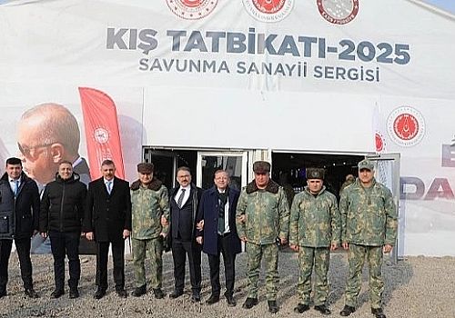 Ardahan Valisi Hayrettin Çiçek, Kars’ta 20 ülkenin katılımıyla gerçekleştirilen Kış Tatbikatı-2025 katıldı