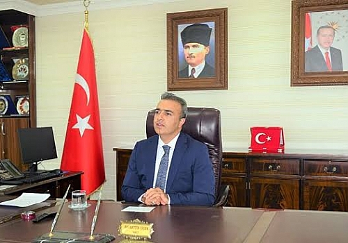 Ardahan Valisi Hayrettin Çiçek Kurban Bayramı Mesajı yayınladı 