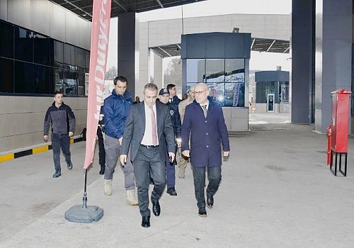 Ardahan Valisi Hayrettin Çiçek, Posof Türkgözü Gümrük Kapısında incelemelerde bulundu