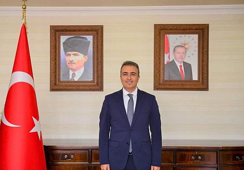 Ardahan Valisi Hayrettin Çiçek ten Gaziler Günü Mesajı