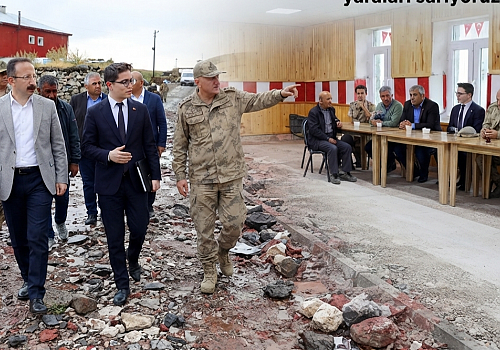 Ardahan Valisi Yamlı'dan Çıldır Öncül Köyü'nde Afet İncelemesi