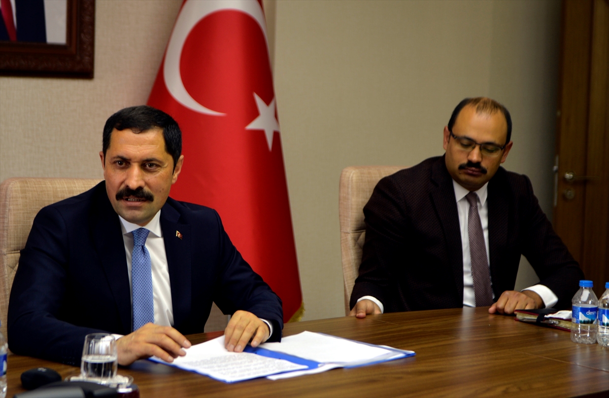 Ardahan ve ilçelerinde maske takma zorunluluğu getirildi