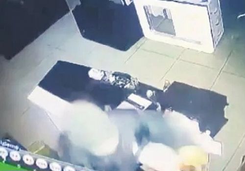 Ardahanda yakalanan zanlının Çaldığı Paralar elektrik süpürgesinden çıktı