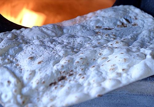 Ardahanlı Fırıncı Miraç Kaya, Ata Buğdayı Kavılcadan Ekmek Üretimine Başladı.