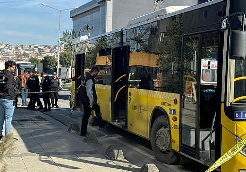 Arnavutköy’de İETT Otobüsünde Bıçaklı Kavga: 1 Ölü, 2 Yaralı