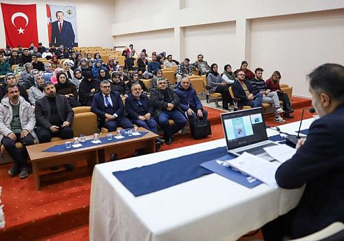 ARÜ’de Dijital Paralar Konferansı: Dini ve Psikolojik Boyutları Ele Alındı