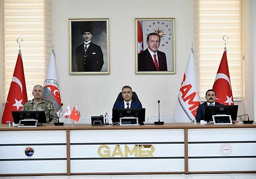 Asayiş Koordinasyon Toplantısı Ardahan Valisi Hayrettin Çiçek başkanlığında gerçekleştirildi