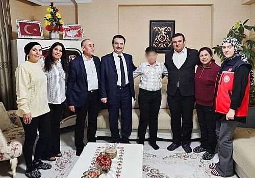 ASH Daire Başkanı Bedir Akdeniz Ardahan’da koruyucu Aileleri ziyarette bulundu