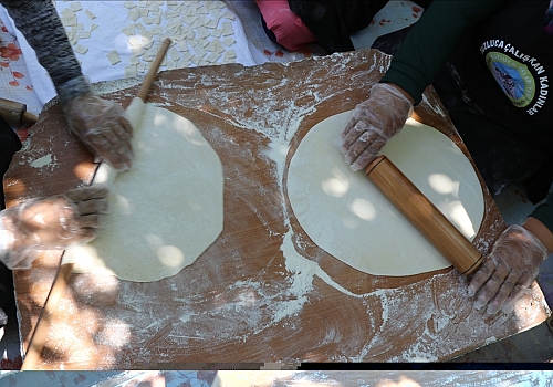 Asırlık lezzetler hamarat ev hanımlarına gelir kapısı oldu