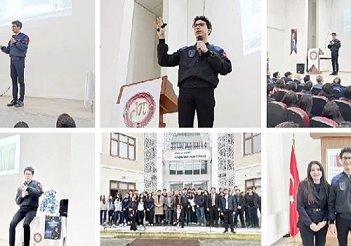 Astronot Tuva Cihangir Atasever, Ardahan’da gençlerle bir araya geldi