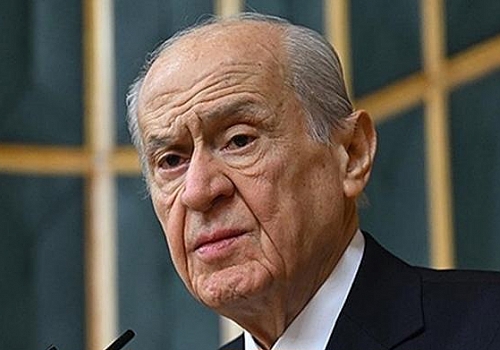  Bahçeli'den Özgür Özel'e çağrı: Yargıya saygı duy, partinde otur