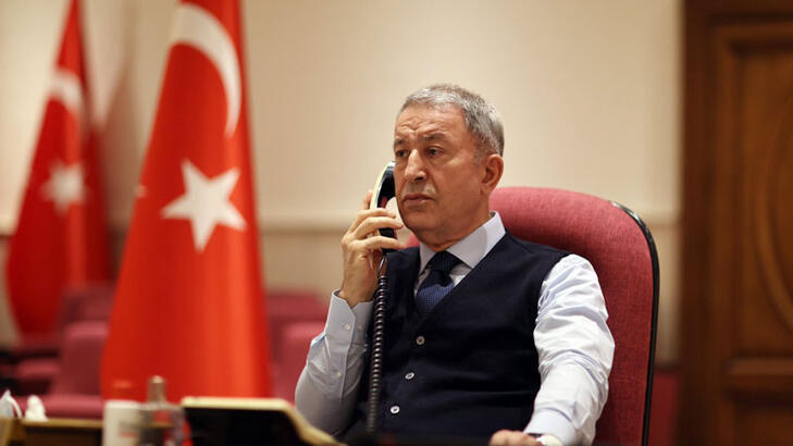 Bakan Akar, Ukraynalı mevkidaşı ile görüştü