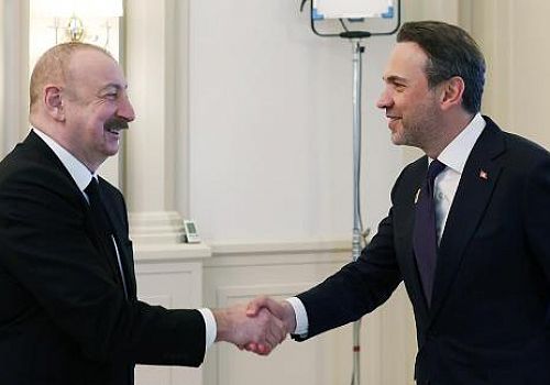 Bakan Alparslan Bayraktar, Azerbaycan Cumhurbaşkanı İlham Aliyev ile görüştü