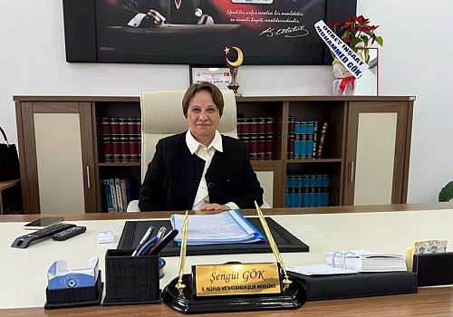 Bayburt Nüfus Müdürüyken Ardahan a Atanan Şengül Gök göreve başladı 