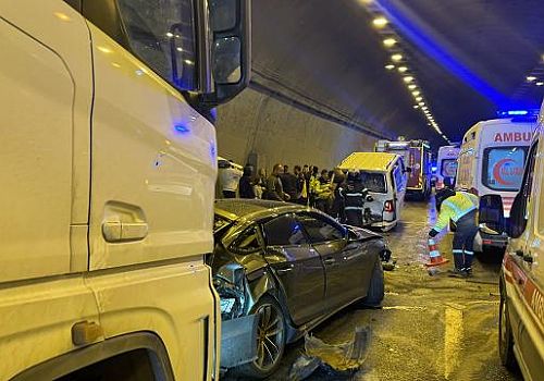 Bayram tatilinin 8 gününde trafik kazaları sonucu 72 kişi yaşamını yitirdi, 8 bin 313 kişi yaralandı