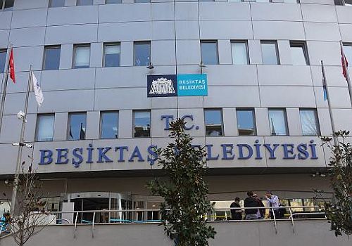 Beşiktaş Belediye Başkan Yardımcısı Ali Rıza Yılmaz'ın da aralarında olduğu 11 belediye görevlisi gözaltına alındı.