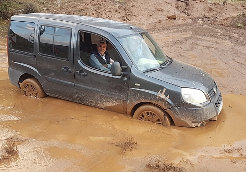 Bingöl'de sel ve heyelan nedeniyle kapanan Yedisu-Karlıova kara yolu ulaşıma açıldı