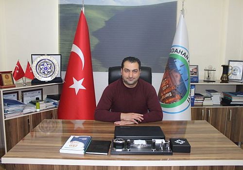 Burak Taştan, Türkiye Kent Konseyleri Birliği dönem başkanı olmaya hazırlanıyor.