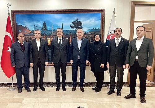 Büro Memur-Sen Genel Başkanı Yazgan Ardahan Valisi Çiçek'i ziyaret etti