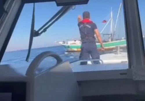 Çanakkale’de Sıcak Saatler: Yunan Sahil Güvenliği Balıkçı Teknesini Taciz Etti