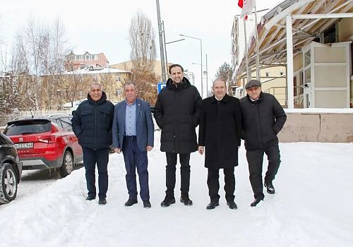 CHP Ardahan Milletvekili Özgür Erdem İncesu, Ardahan’da Esnafları ziyaret etti