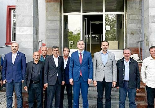 CHP Ardahan Milletvekili Özgür Erdem İncesu, ilçe ziyaretleri kapsamında Çıldır'ı ziyaret etti. 