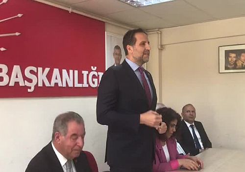 CHP Ardahan Milletvekili Özgür Erdem İncesu, parti binasında açıklamalarda bulundu