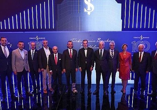 CHP Ardahan Milletvekili Özgür Erdem İncesu, Türkiye İş Bankası’nın 100. kuruluş yıl dönümü resepsiyonuna katıldı.