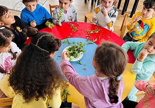 Çıldır Anaokulunda Kendim Yetiştiriyorum Doğal Besleniyorum projesi hayata geçirildi