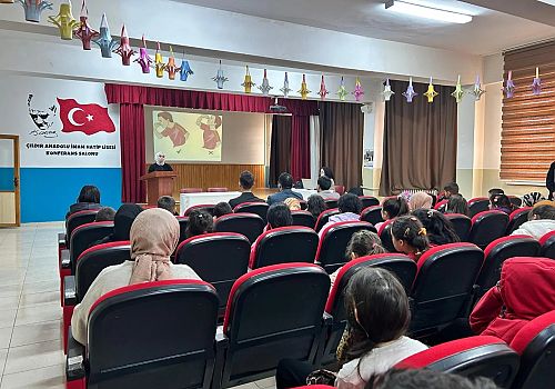 Çıldır da bağımlılıkla başa çıkma yolları, ilk yardım eğitimi ve hijyenin önemine dair öğrencilere kapsamlı bilgi sunuldu