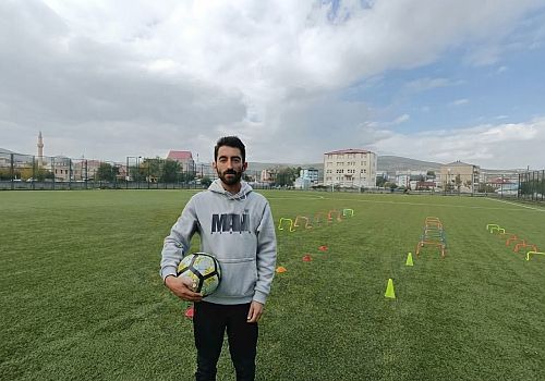 Çıldır'da Çocuklar İçin Ücretsiz Futbol Kursu Başlıyor