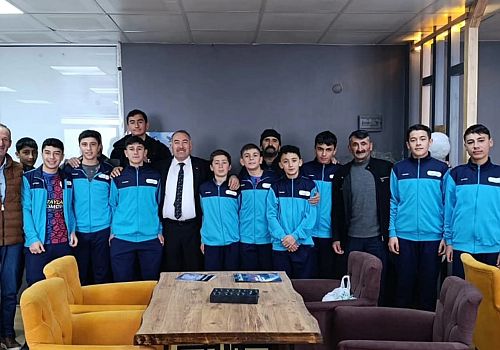 Çıldır’da Şampiyonluk Gururu: Geleceğin Yıldızları Sahne Alıyor!