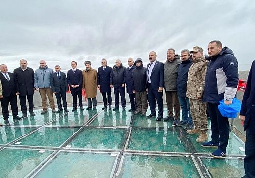 Çıldır’da Yeni Seyir Terası Hizmete Açıldı