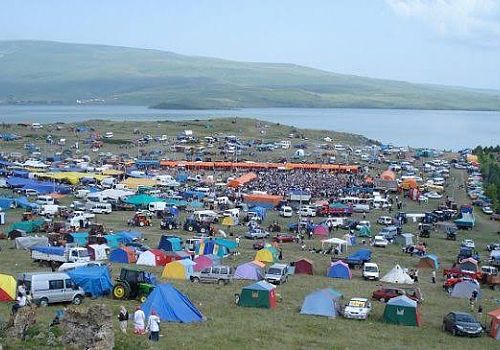 Çıldır Göl Festivali 28-29 Temmuz tarihlerinde gerçekleşecek.