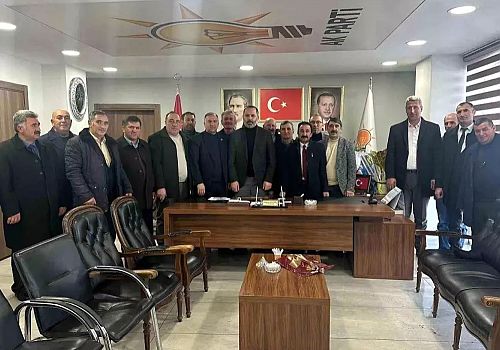Çıldır İl Genel Meclis Üyesi ve muhtarlar, Hakan Aydın’a hayırlı olsun ziyareti gerçekleştirdi