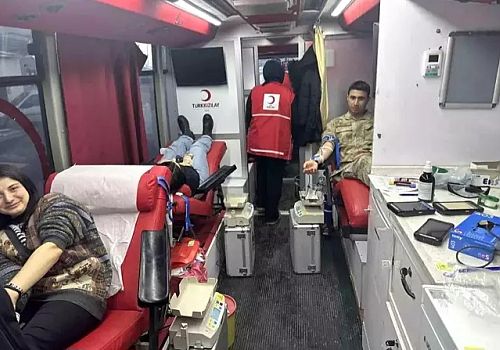 Çıldır İlçe Merkezinde gerçekleştirilen kan bağışına rekor katılım oldu.