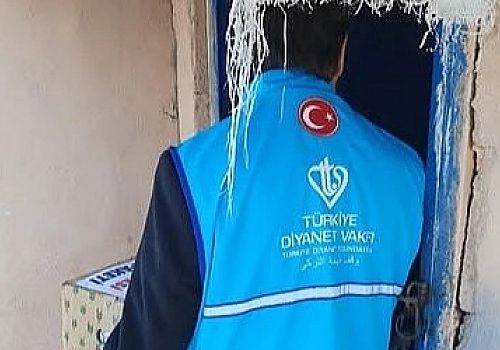 Çıldır İlçe Müftülüğü personeli,ihtiyaç sahibi ailelere İyilik Paketi dağıtımı gerçekleştirildi