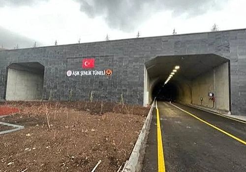 Çıldır Kaymakamlığı Açıkladı  Aşık Şenlik Tüneli kapatıldı