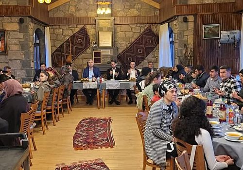 Çıldır Kaymakamlığının  ev sahipliğinde iftar proğramı düzenlendi 