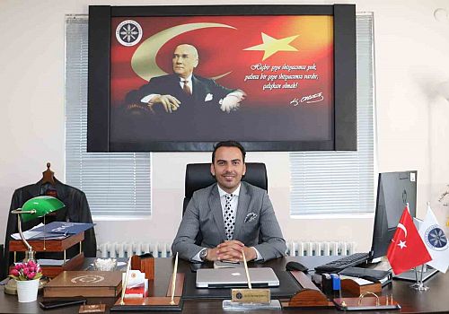 Çıldır Meslek Yüksek Okulu Müdürü Ömer Cenap Özdemir Üniversite tercihi yapacak öğrencilere özel çağrı yaptı