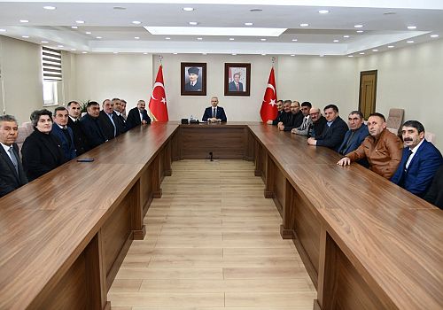 Çıldır Muhtarlarından Vali Çiçekli’ye hayırlı olsun ziyareti